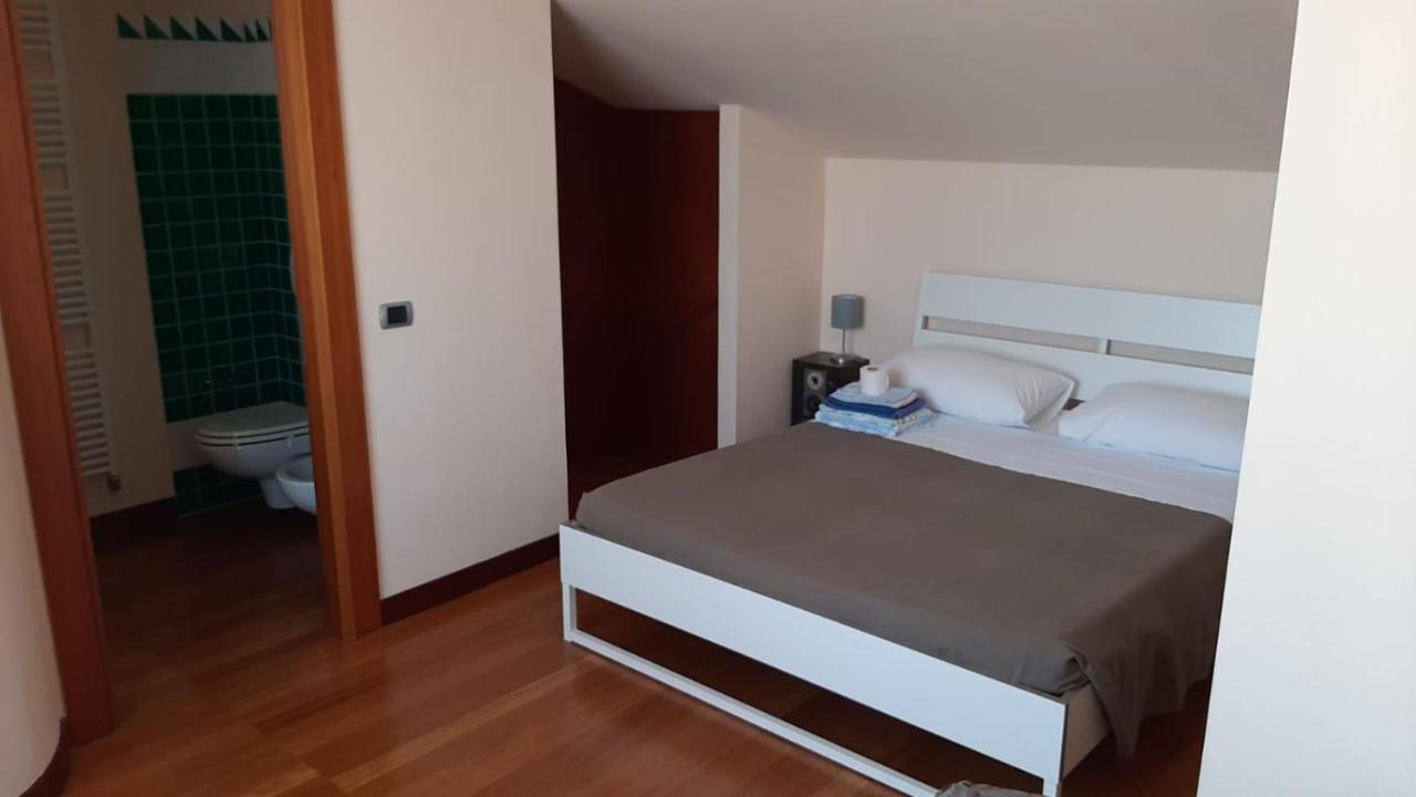 B & B Paradiso 洛雷托 外观 照片
