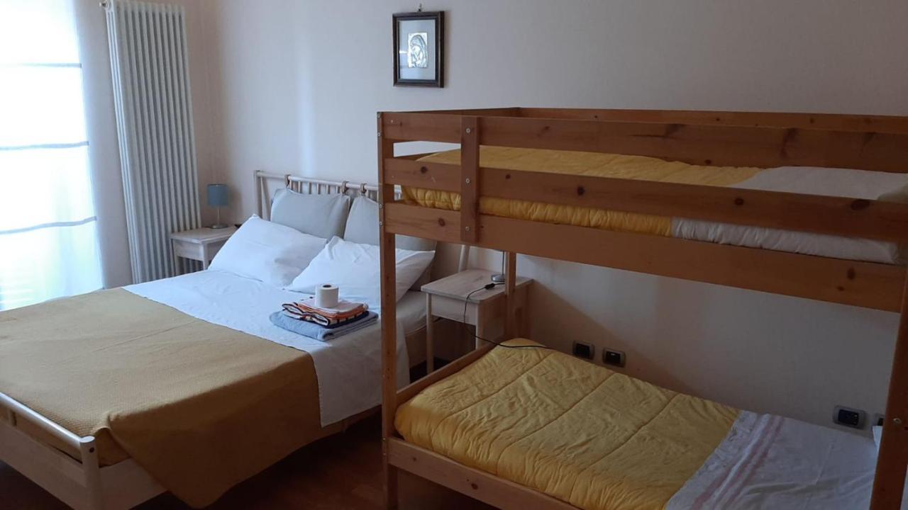 B & B Paradiso 洛雷托 外观 照片